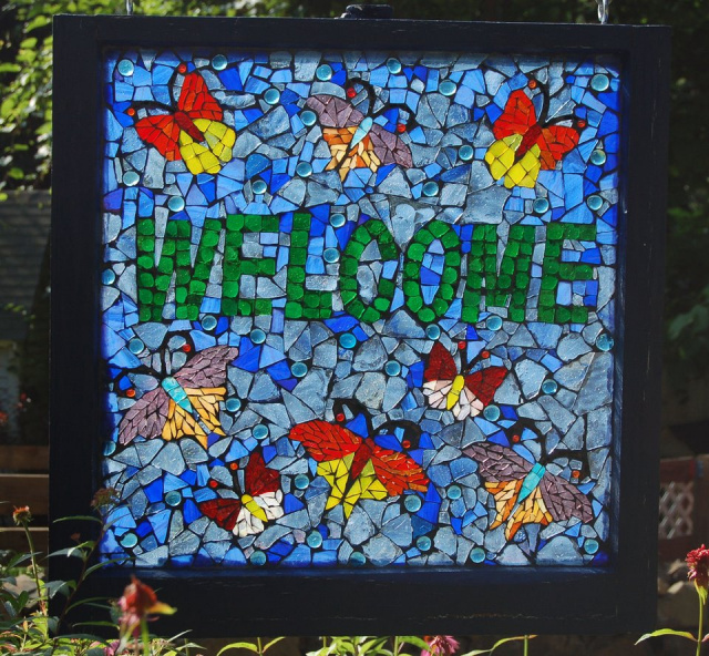 Outdoor Garden Welcome Sign